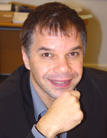 Photo of Dr Vassilis Fouskas.